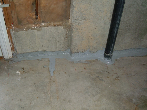 epoxy basement leak repair